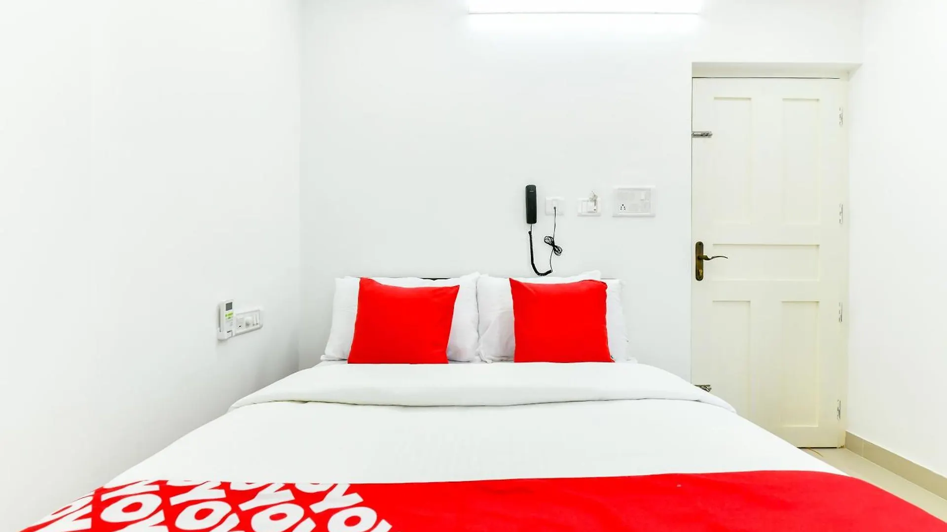 Hotel OYO 23211 Green Line Residency Nedumbassery