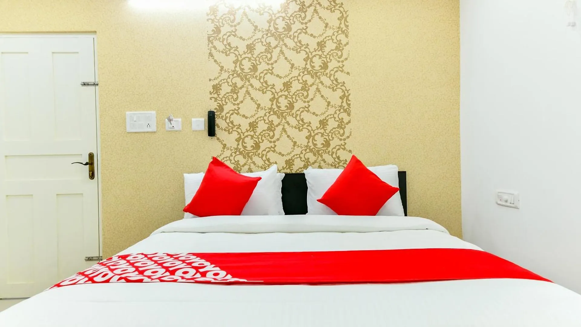 Hotel OYO 23211 Green Line Residency Nedumbassery 4*,  Indien